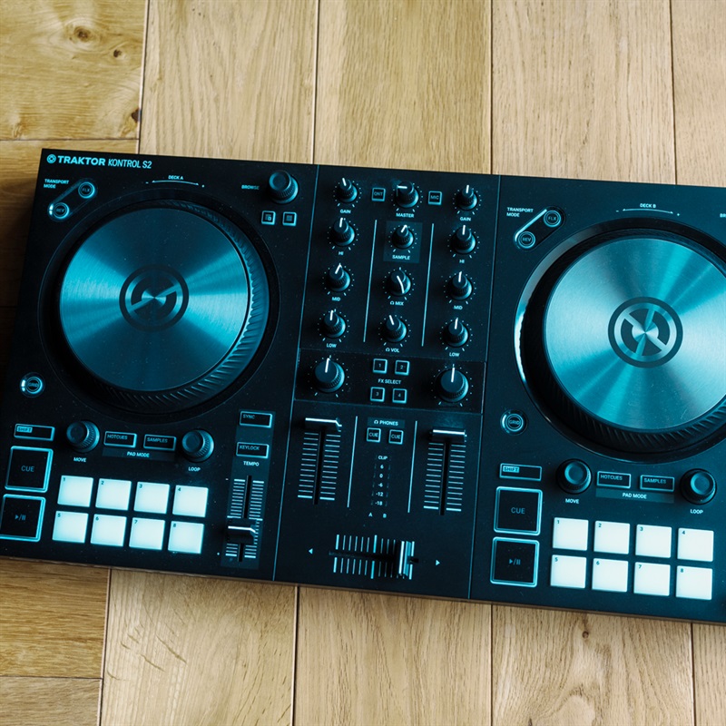 Native Instruments TRAKTOR KONTROL S2 MK3の画像